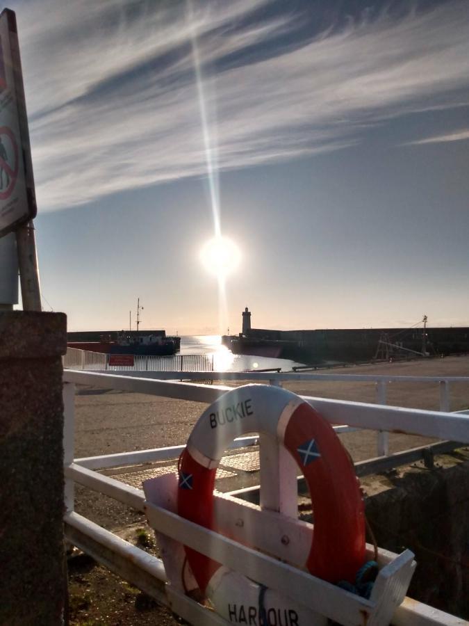 Marine Hotel Баки Экстерьер фото